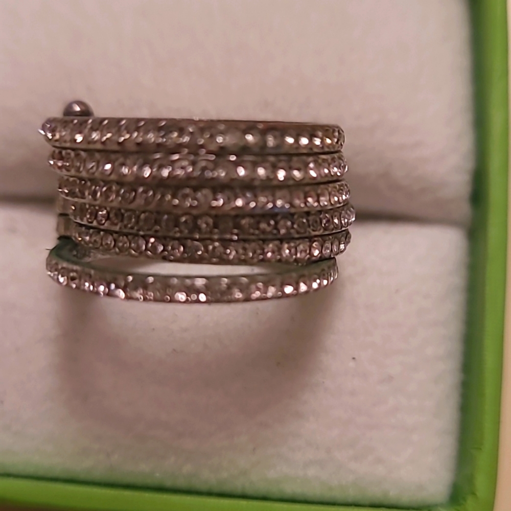 6 rowed CZ and Silver ring